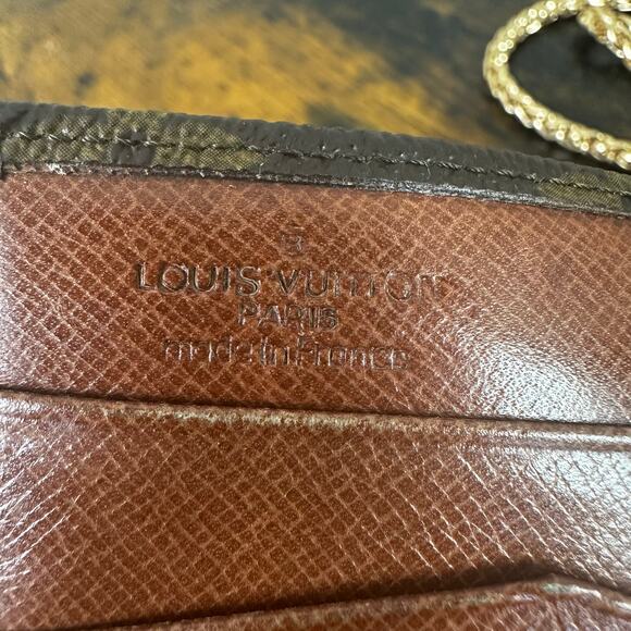 Louis Vuitton Vintage Monogram Compact Wallet - Picture 3 of 16